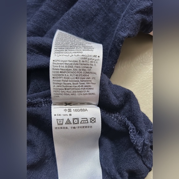 Old Navy casual top - Picture 3 of 4